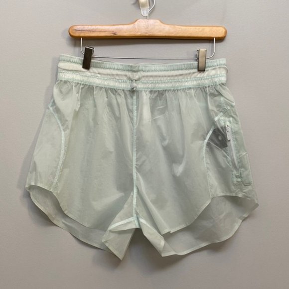 ❗️SOLD❗️2021 Lululemon Step Out High Rise Short 3" Shorts Size 10 - Picture 5 of 13